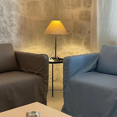 Alacati'da Saunali Jakuzili Villa *