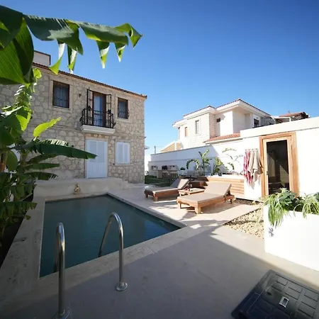 Alacati'da Saunali Jakuzili * Cesme