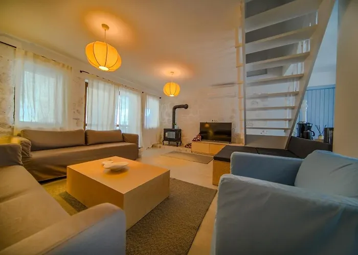 Villa Alacati'da Saunali Jakuzili Cesme