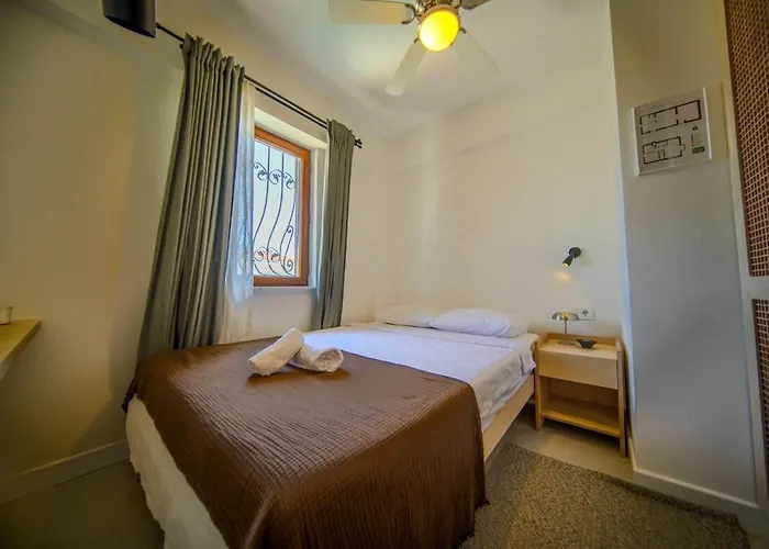 Alacati'da Saunali Jakuzili * Cesme