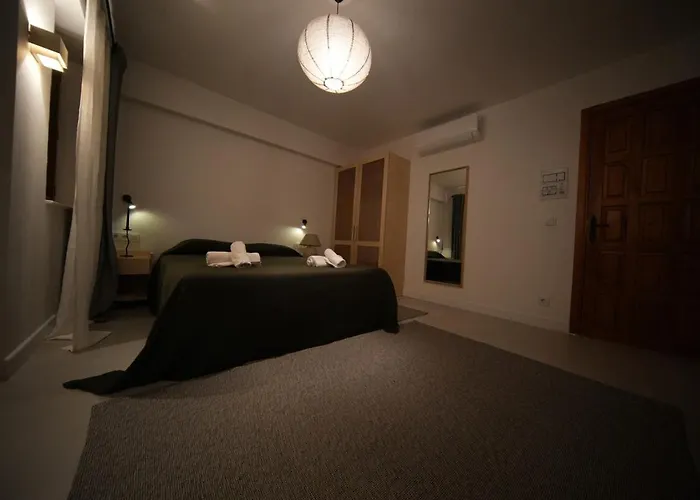 Alacati'da Saunali Jakuzili Villa