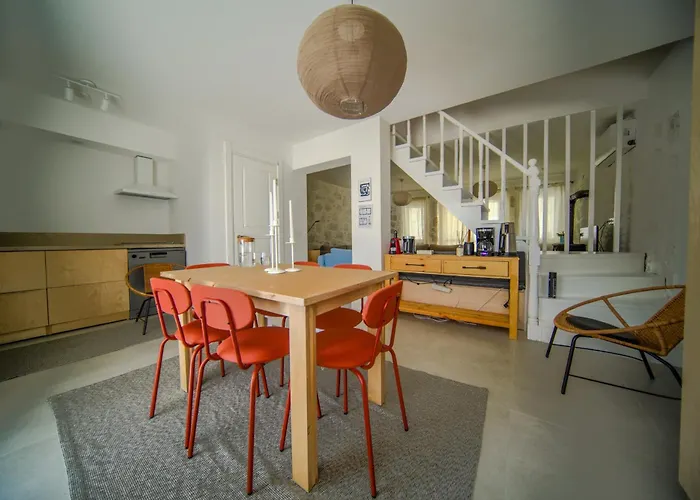 Alacati'da Saunali Jakuzili Cesme